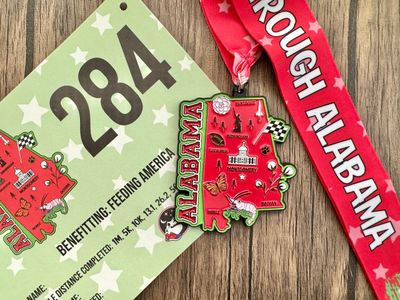 Race Through Alabama Medal and Bib - virtualrunevent